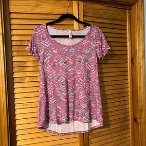 🔥  Lularoe Aztec Print Top